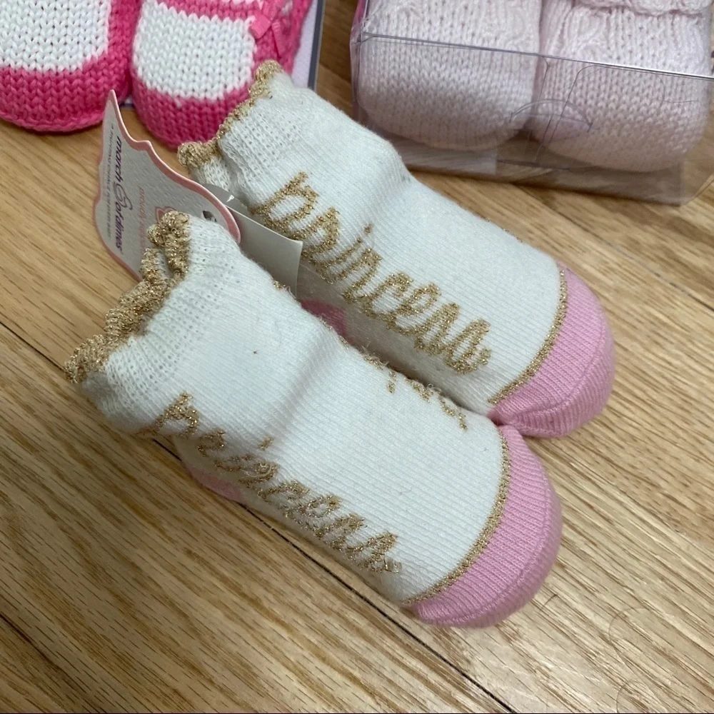 Baby Girl Sock Slipper Bundle NWT Princess Pink